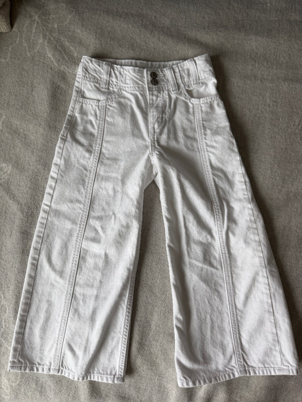 GAP | Wide-Leg Cropped Adjustable Waist White Denim Jeans | High Stride Ankle